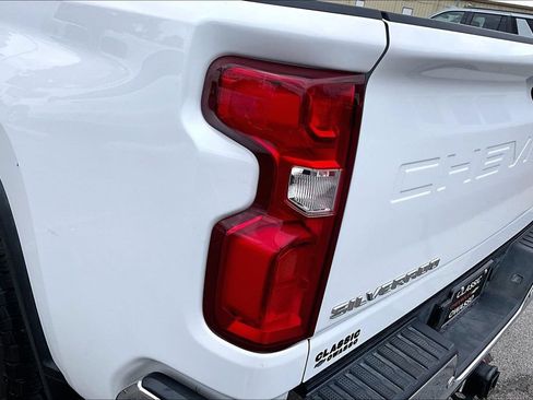Used 2024 Chevrolet Silverado 2500 LTZ w/ LTZ Convenience Package AWD/4WD image 23