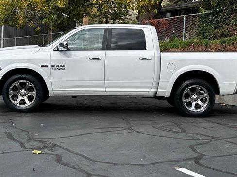 Used 2017 RAM 1500 Laramie image 2