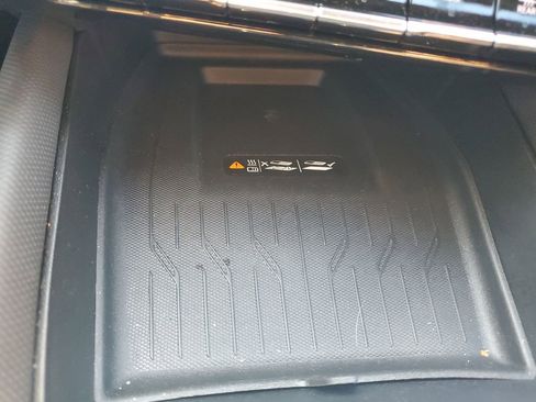 Used 2026 Chevrolet Equinox EV LT image 25