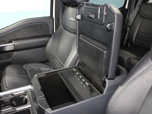 New 2025 Ford F250 Platinum image 19