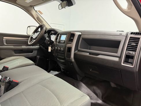 Used 2018 RAM 2500 Tradesman w/ Chrome Appearance Group image 10