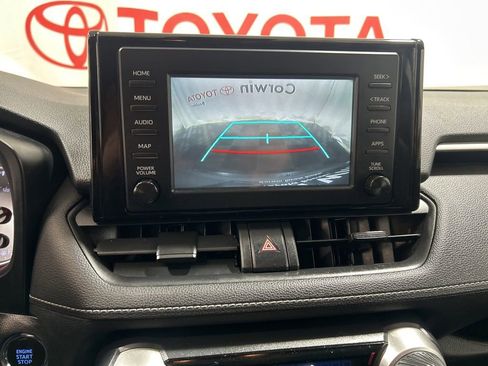 Used 2019 Toyota RAV4 XLE AWD/4WD image 28