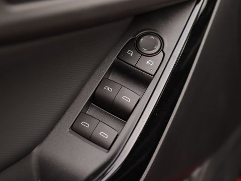 New 2026 Chevrolet Equinox LT w/ Convenience Package II image 27