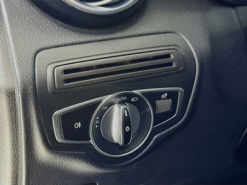 Certified 2019 Mercedes-Benz GLC 300 image 11