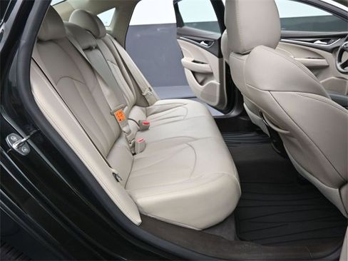 Used 2017 Buick LaCrosse Preferred image 15