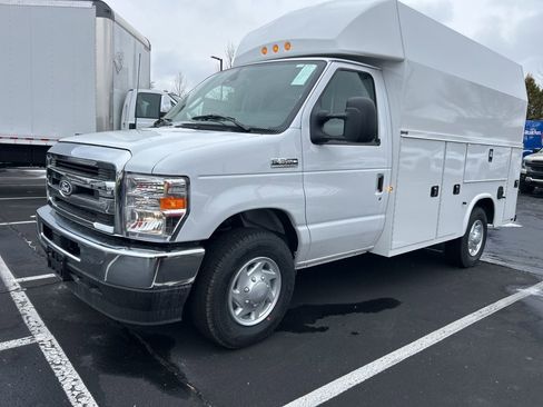 New 2026 Ford E-350 and Econoline 350 Super Duty w/ Power Equipment Group image 1