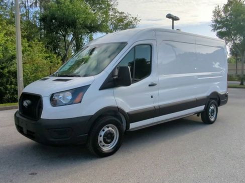 New 2026 Ford Transit 250 148 Medium Roof image 12