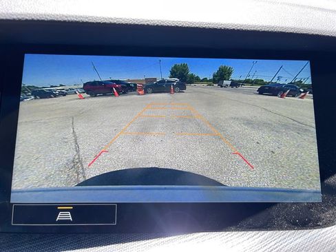 Used 2023 Buick Envision Essence w/ Sport Touring Package AWD/4WD image 9