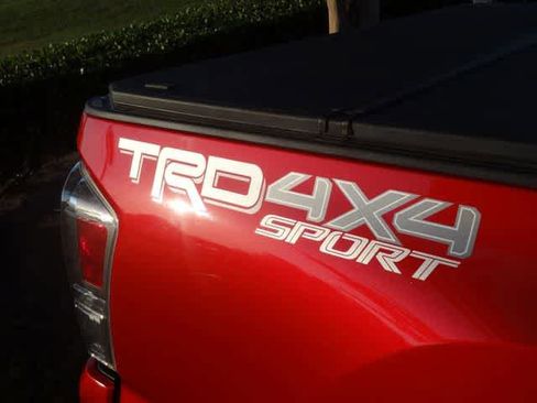 Used 2023 Toyota Tacoma TRD Sport AWD/4WD image 13
