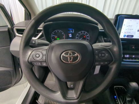 Used 2023 Toyota Corolla LE FWD image 26