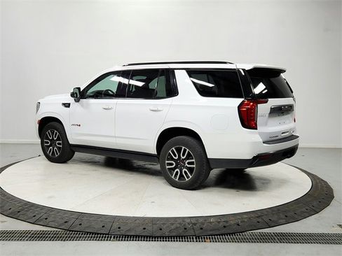 Used 2023 GMC Yukon AT4 image 5