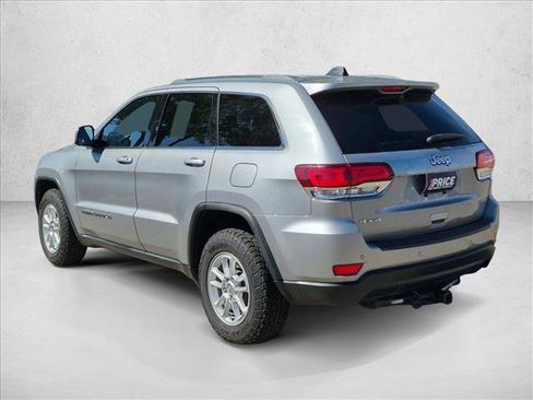 Used 2020 Jeep Grand Cherokee Laredo AWD/4WD image 7