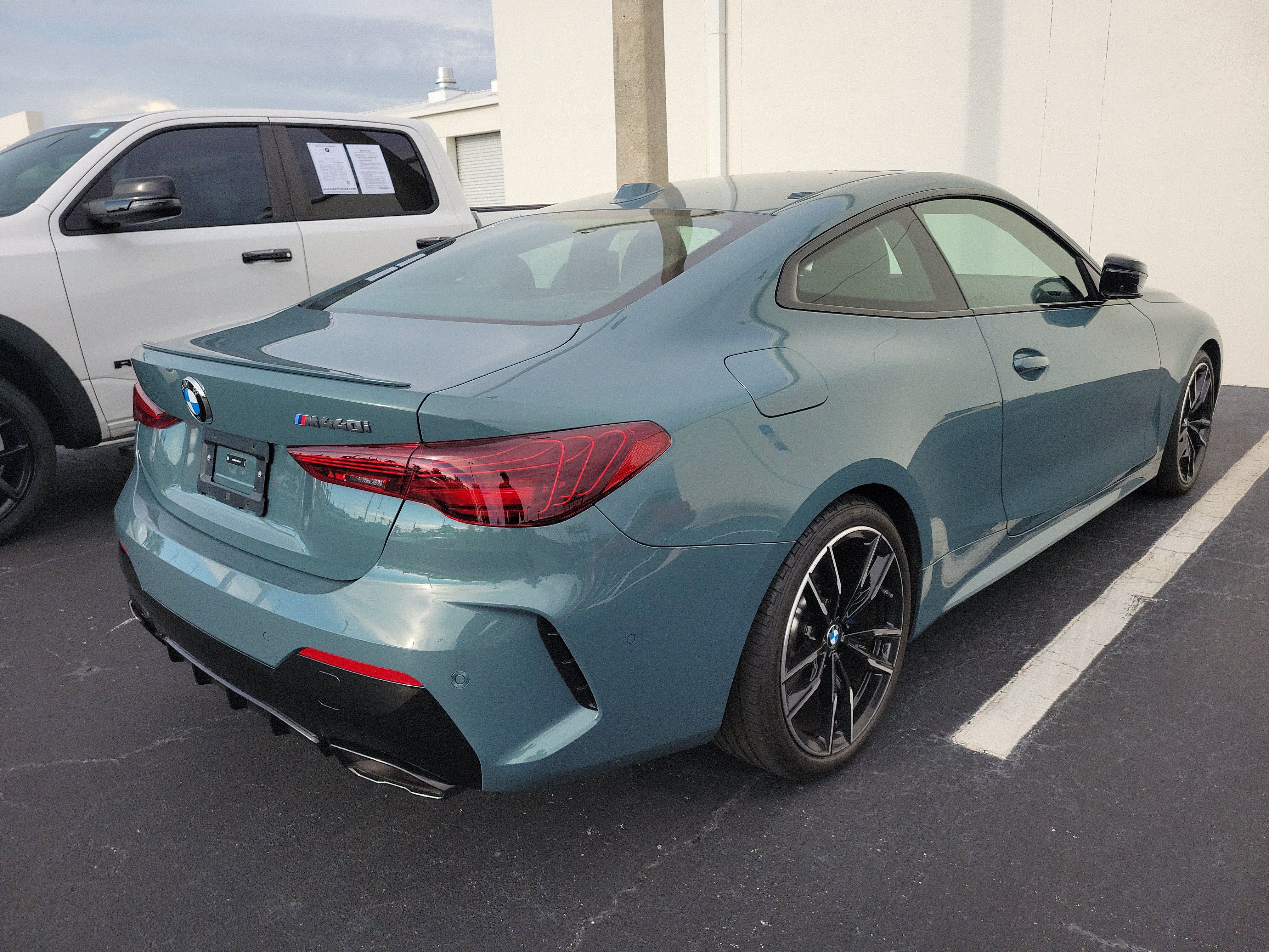 Used 2026 BMW M440i Coupe RWD image 3
