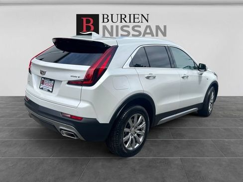 Used 2021 Cadillac XT4 Premium Luxury w/ Enhanced Visibility Package AWD/4WD image 5