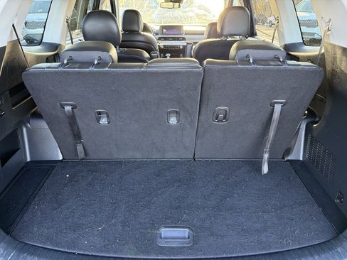 Used 2021 Kia Telluride EX w/ EX Premium Package image 19