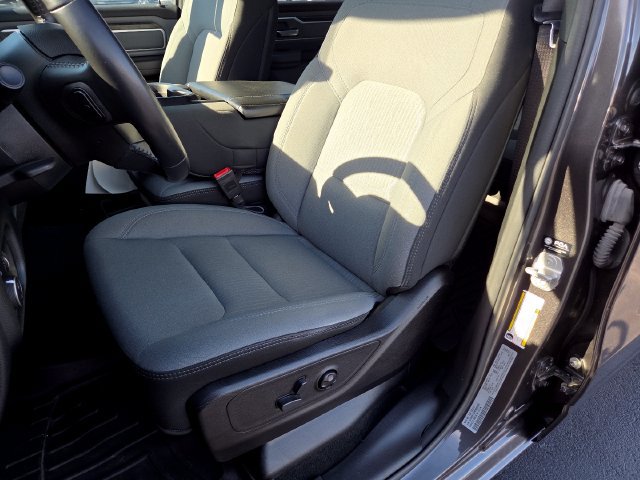 Used 2021 RAM 1500 Big Horn AWD/4WD image 19