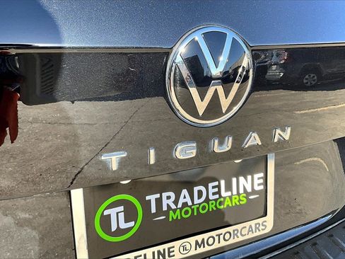Used 2023 Volkswagen Tiguan SE R-Line image 24