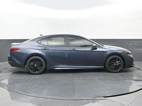 New 2026 Toyota Camry SE w/ Convenience Package image 2