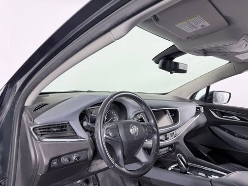 Used 2019 Buick Enclave Essence image 25