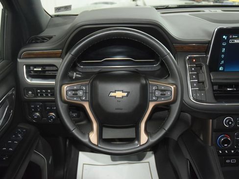 Used 2024 Chevrolet Tahoe High Country w/ Premium Package AWD/4WD image 35