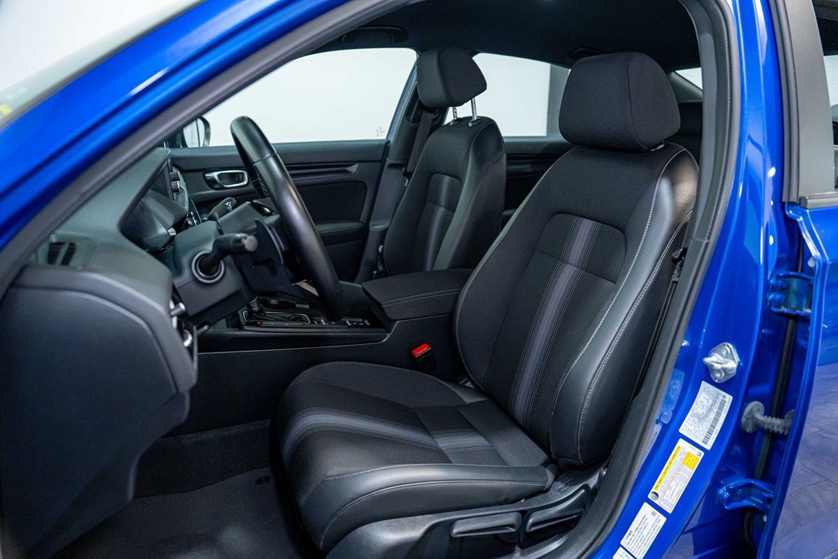 Used 2023 Honda Civic Sport image 13