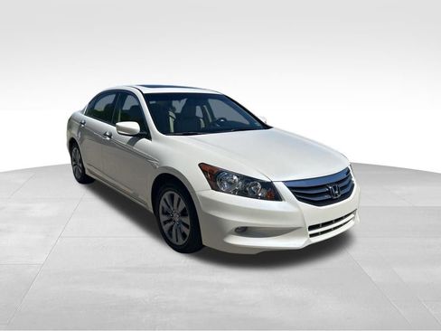 Used 2011 Honda Accord EX-L image 7