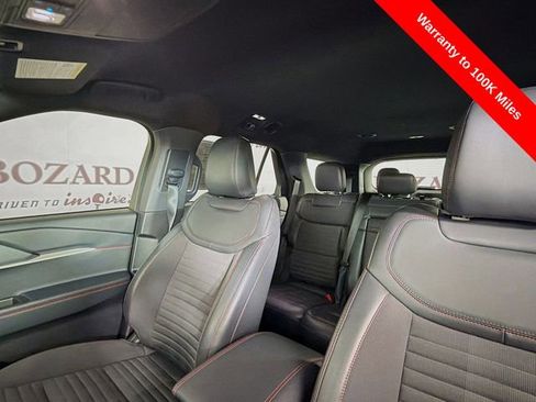 Certified 2025 Ford Explorer ST-Line RWD image 28
