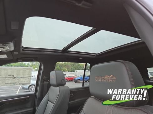 New 2026 Chevrolet Tahoe High Country AWD/4WD image 13