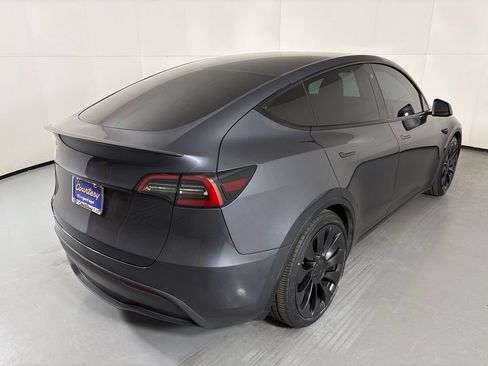 Used 2022 Tesla Model Y Performance AWD/4WD image 7