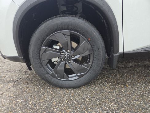 New 2026 Nissan Rogue SV image 11