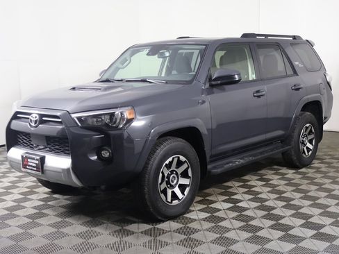 Used 2024 Toyota 4Runner TRD Off-Road image 6