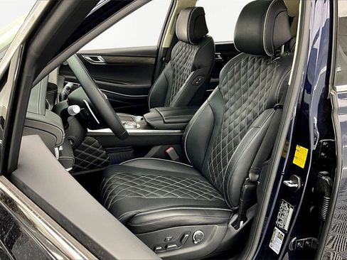 Used 2024 Genesis GV80 3.5T w/ Prestige Package image 25