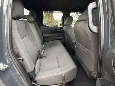 Certified 2024 Toyota Tacoma SR5 AWD/4WD image 37