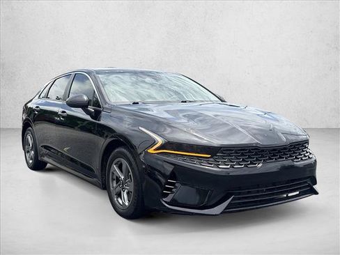 Used 2021 Kia K5 LXS FWD image 3