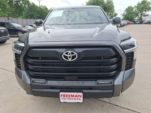 Used 2025 Toyota Tundra SR5 AWD/4WD image 9