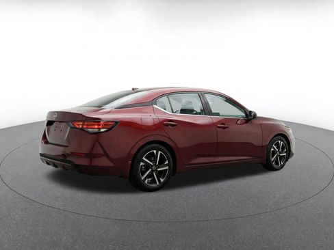 Used 2025 Nissan Sentra SV FWD image 9