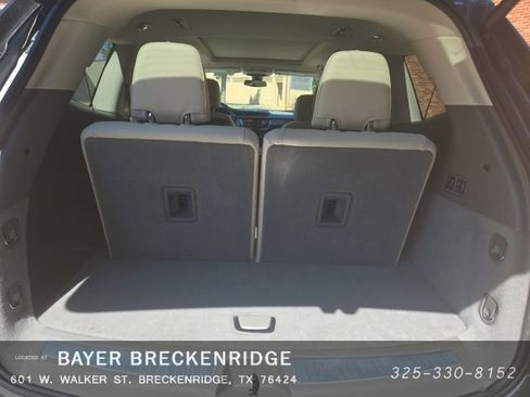 Certified 2025 Cadillac XT6 Premium Luxury image 16