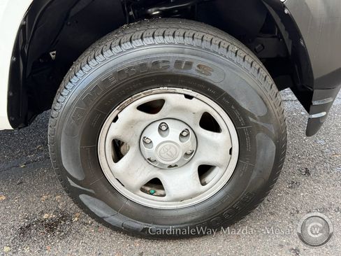 Used 2020 Toyota Tacoma SR image 10