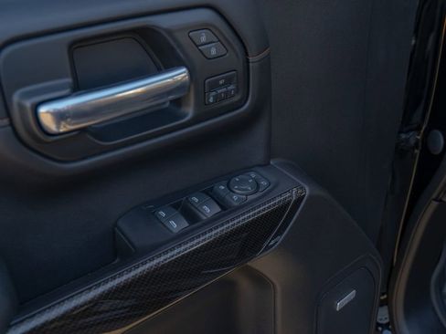 Used 2020 GMC Sierra 1500 AT4 w/ AT4 Premium Package image 18