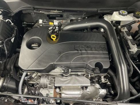 Used 2026 Chevrolet Equinox LT FWD image 28