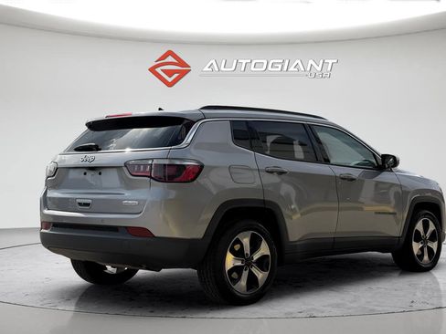 Used 2017 Jeep Compass Latitude w/ Safe & Security Group image 8