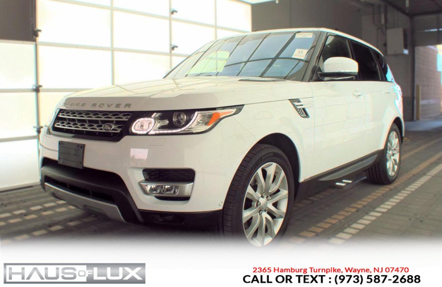 Used 2017 Land Rover Range Rover Sport HSE AWD/4WD image 3