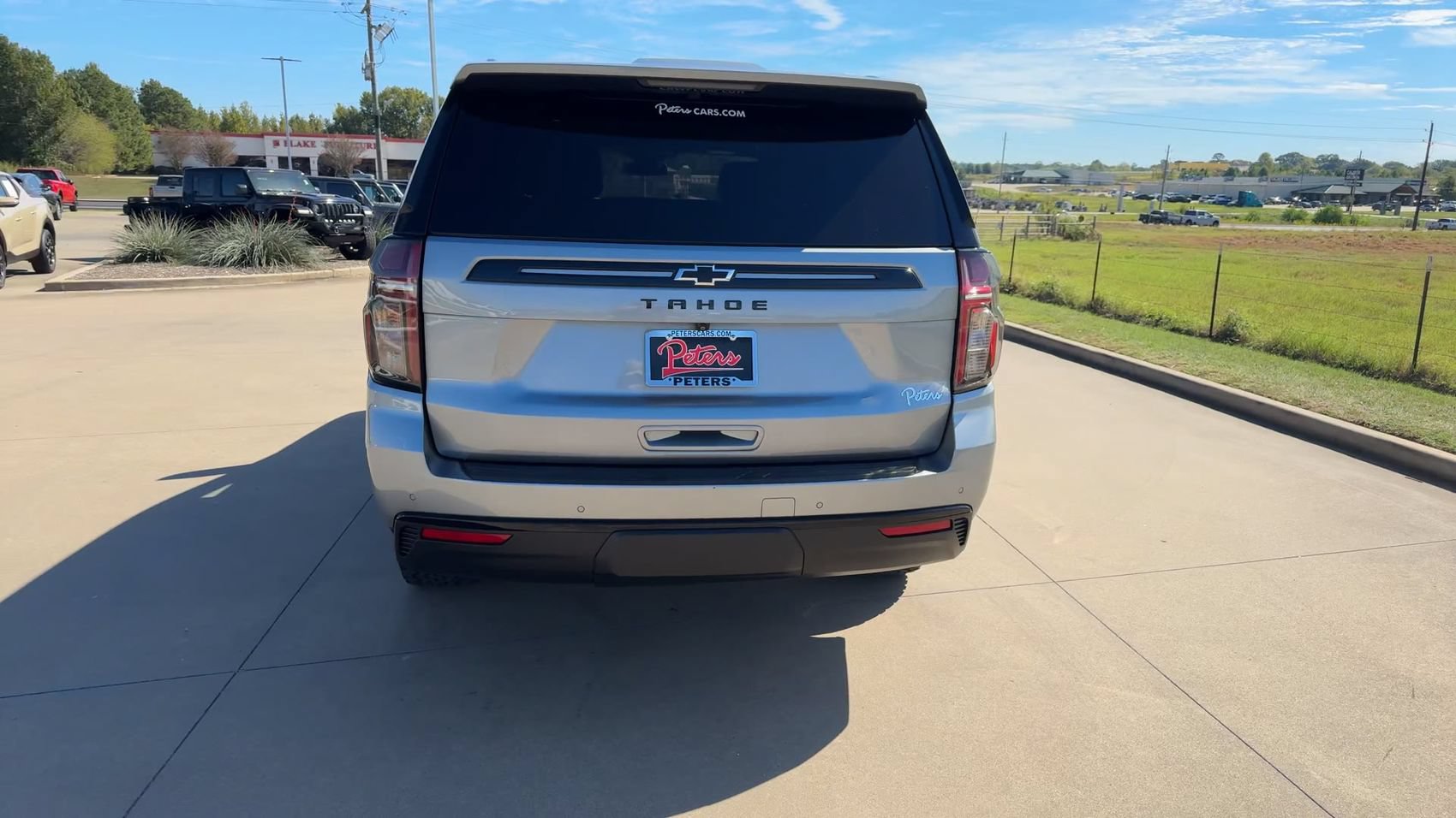 Used 2023 Chevrolet Tahoe Z71 w/ Luxury Package AWD/4WD image 6