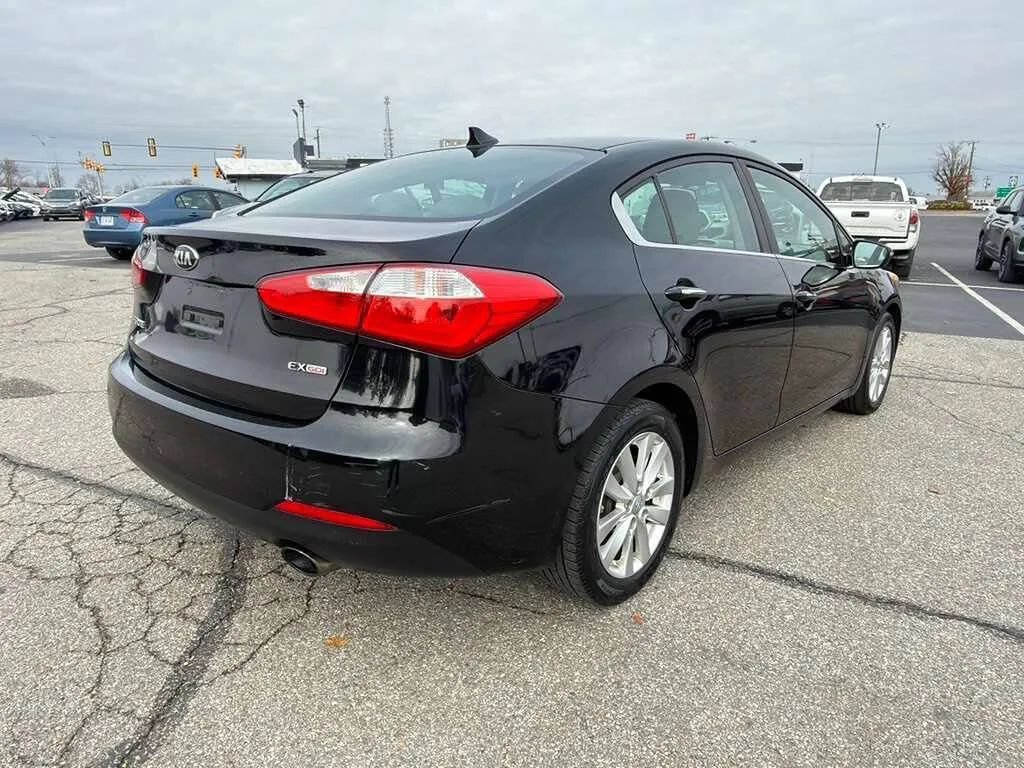 Used 2015 Kia Forte EX FWD image 5