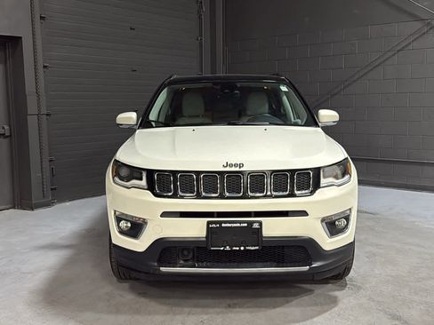 Used 2018 Jeep Compass Limited w/ Navigation Group AWD/4WD image 2