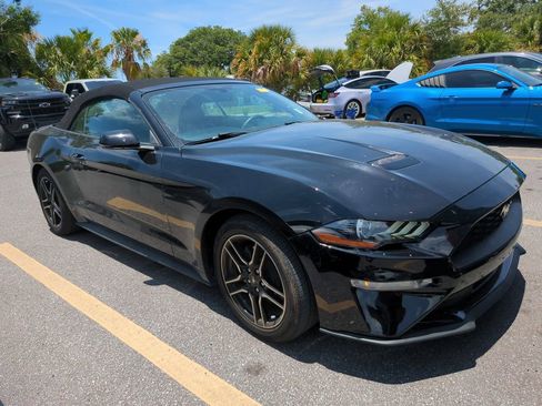 Used 2020 Ford Mustang Premium RWD image 2
