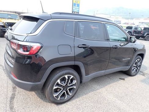 Certified 2023 Jeep Compass Limited AWD/4WD image 7