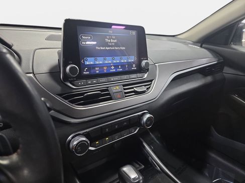 Certified 2024 Nissan Altima 2.5 SR FWD image 19