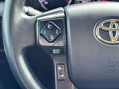 Used 2022 Toyota 4Runner TRD Off-Road Premium image 24