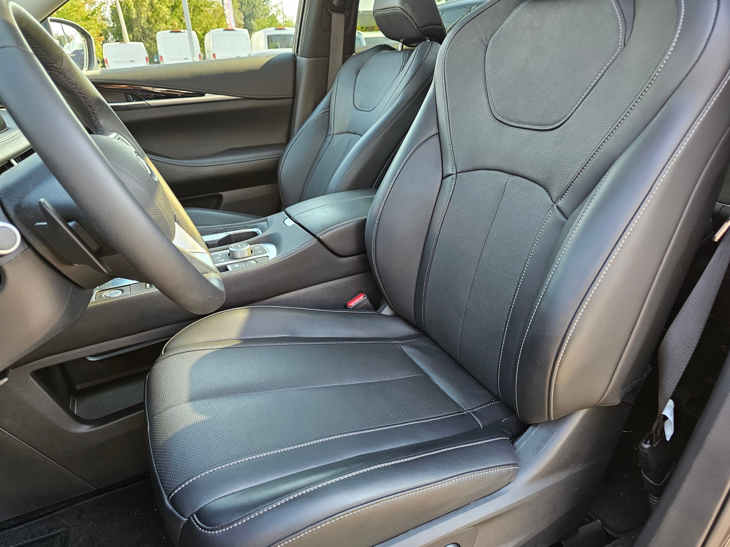 Used 2025 INFINITI QX60 Pure AWD/4WD image 25